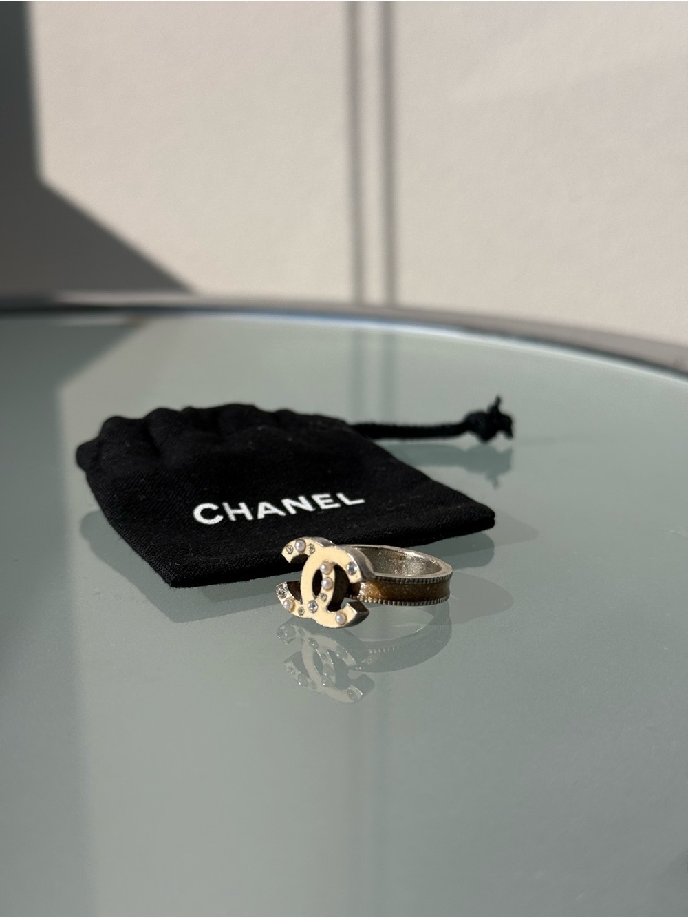 CHANEL 2007 Ring Silver Tone Yellow Beige CC Logo Rhinestone Pearl 07A US6